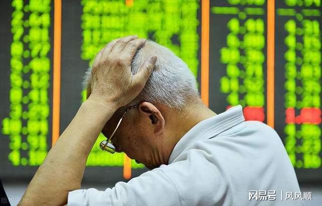 葡萄牙惊险晋级,C罗一番话反而把自己推上风口浪尖
